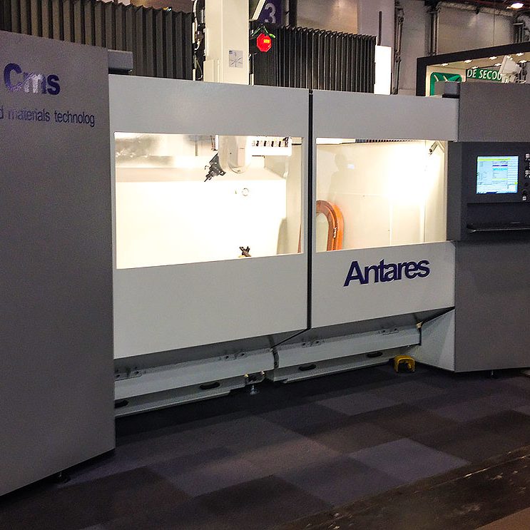 Centre d'usinage 5 axes Comaplex