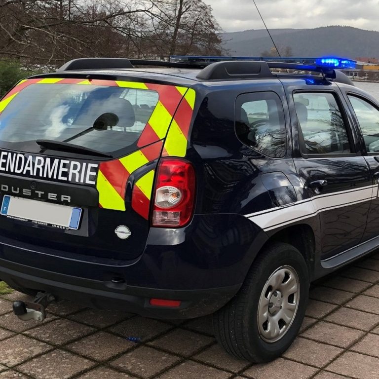 GENDARMERIE-DACIA-DUSTER-1-scaled